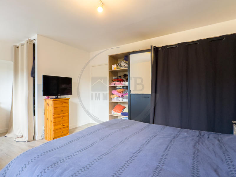 Maison - 140 m² - 6 pièces