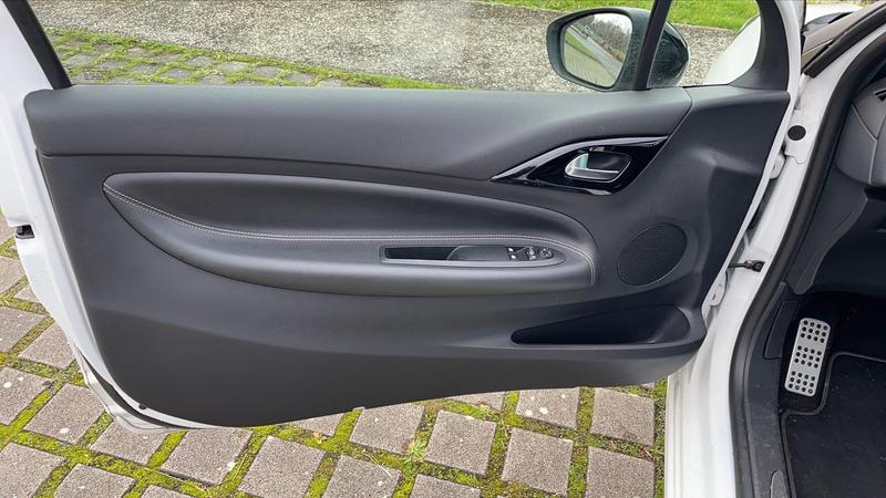 Ds Ds 3 III 1.2 PureTech 110 Eat6 Sport Chic