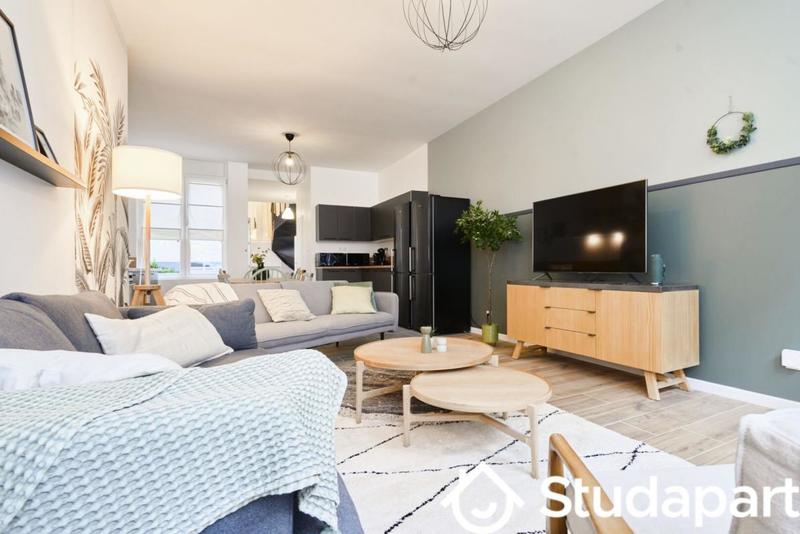 Chambre - 13 m² - 1 pièce