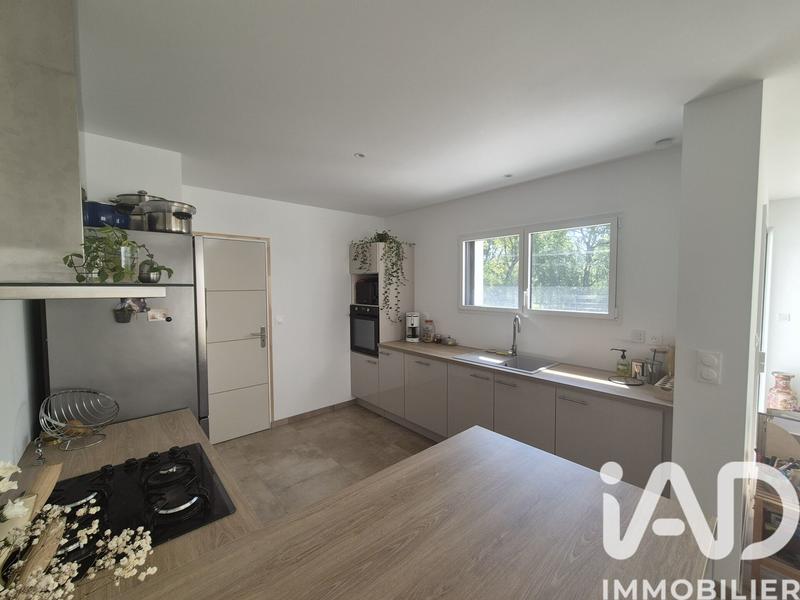 Maison - 145 m² - 5 pièces