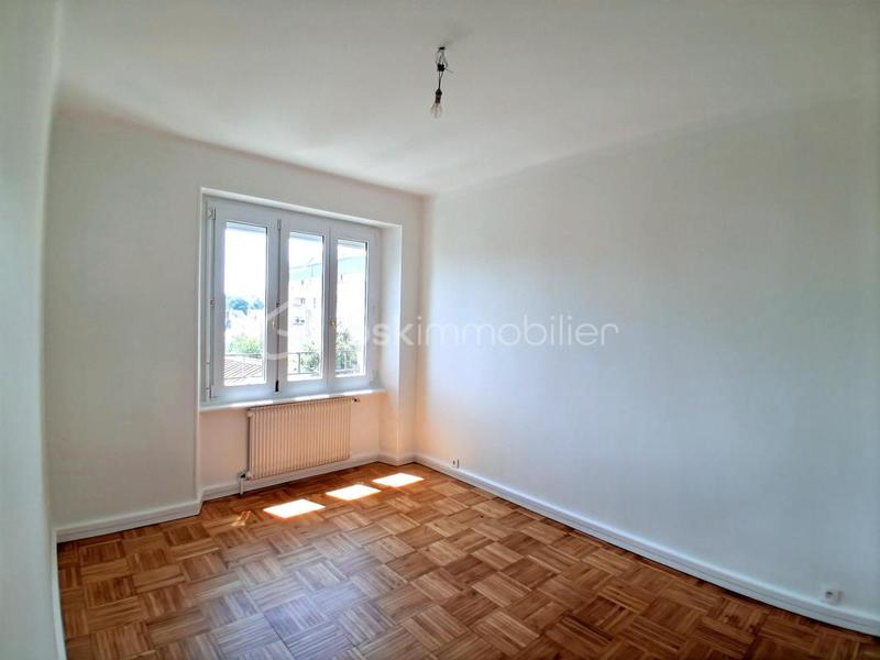 Appartement - 103 m² - 4 pièces