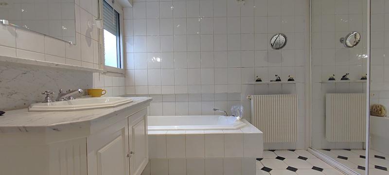 Maison ancienne - 170 m² - 6 pièces