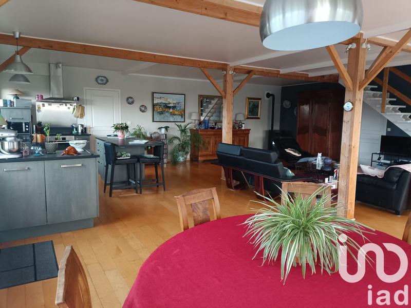 Maison - 235 m² - 4 pièces