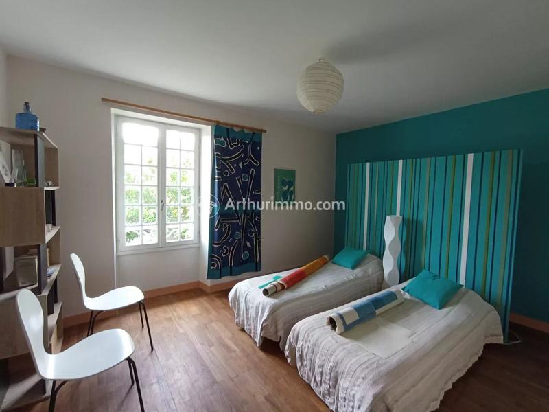 Maison - 164 m² - 7 pièces