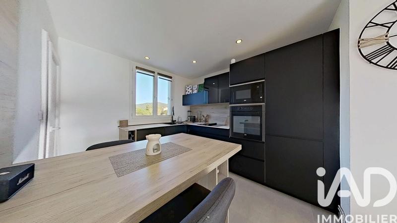 Appartement - 65 m² - 3 pièces