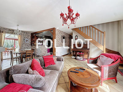 Maison - 140 m² - 6 pièces