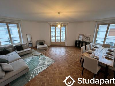 Chambre - 12 m² - 1 pièce