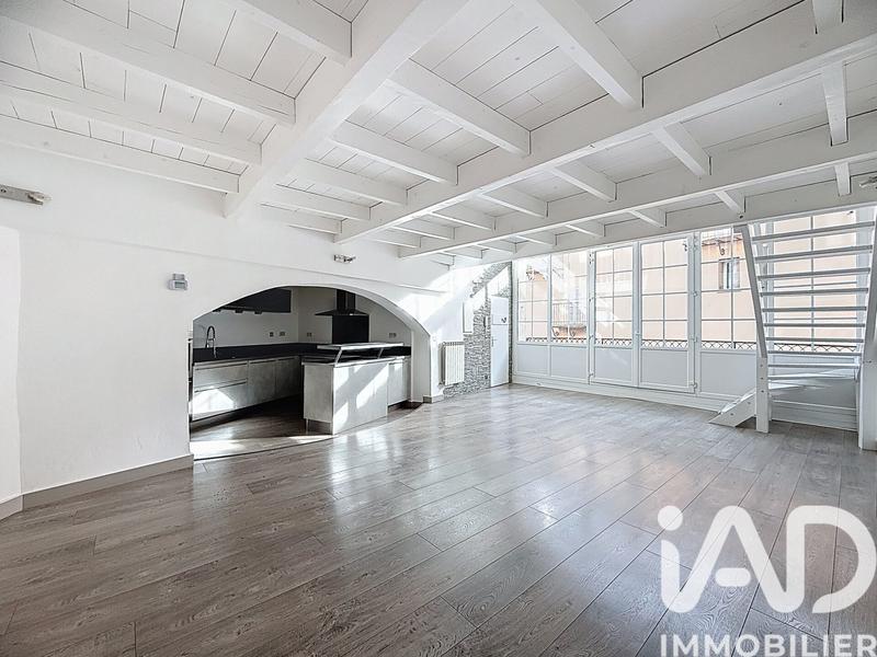 Appartement - 165 m² - 5 pièces