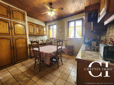 Maison ancienne - 415 m² - 11 pièces