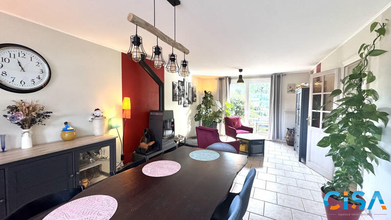Maison - 111 m² - 5 pièces
