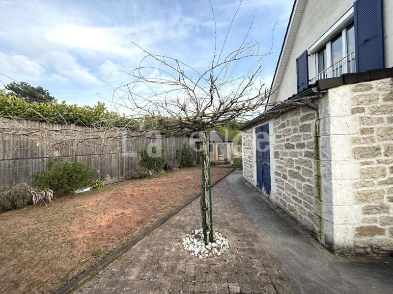 Maison - 194 m² - 7 pièces