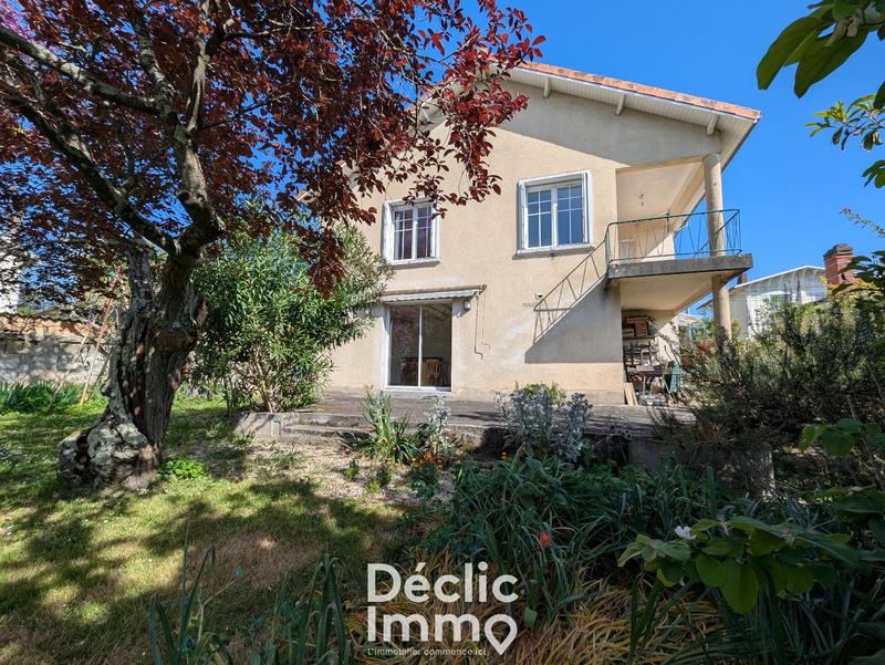 Maison - 155 m² - 8 pièces