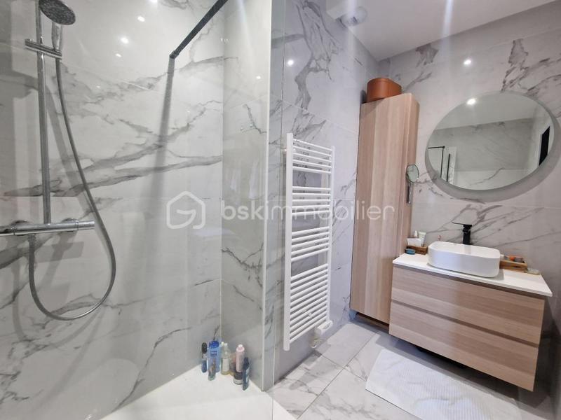 Maison - 94 m² - 5 pièces