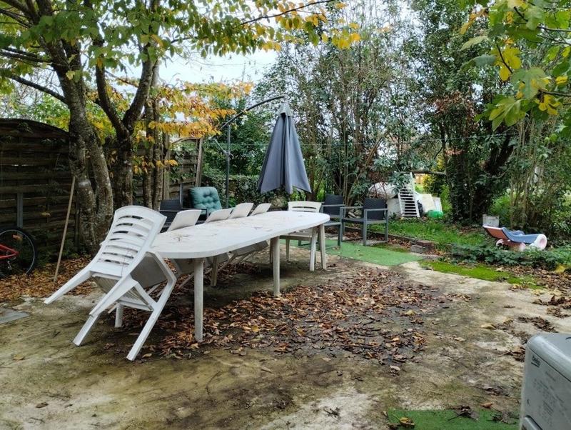 Maison - 450 m² - 10 pièces