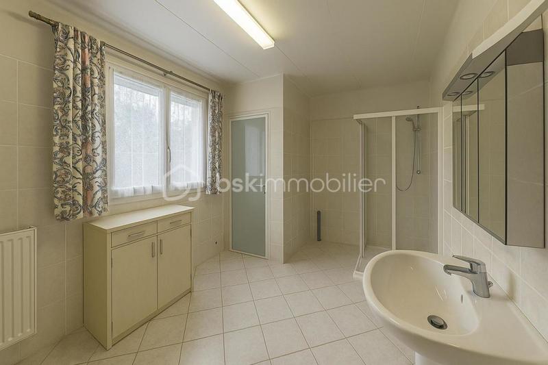 Maison - 473 m² - 7 pièces