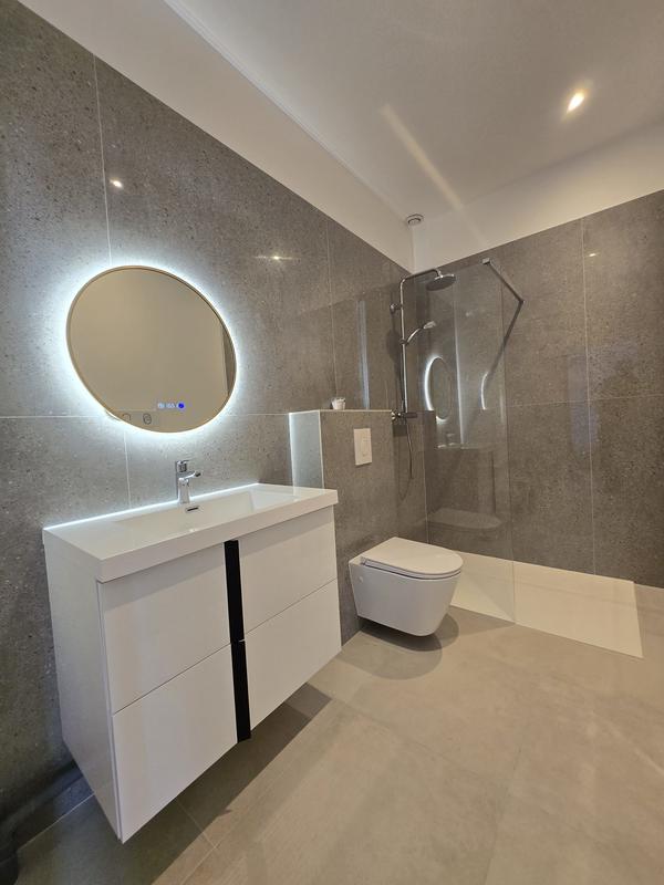 Maison traditionnelle - 237 m² - 6 pièces