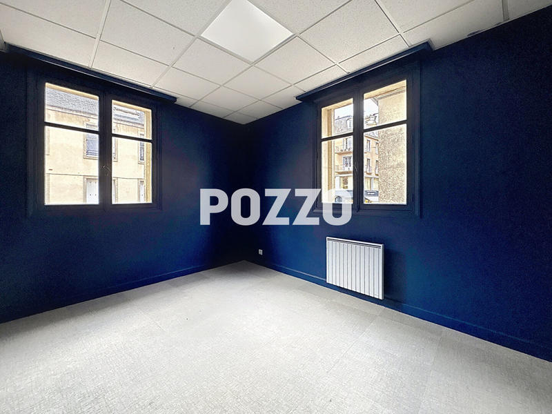 Local commercial - 190 m² - 6 pièces