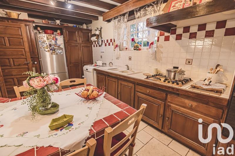 Maison - 274 m² - 9 pièces