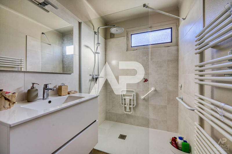 Maison - 108 m² - 5 pièces