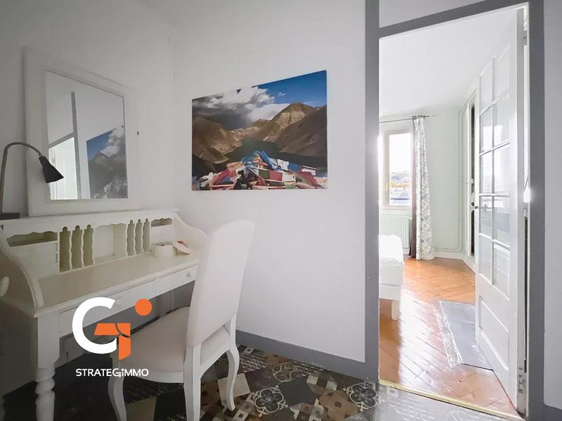 Appartement - 80 m² - 3 pièces