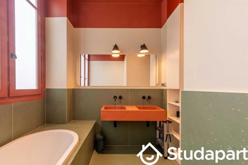 Appartement - 160 m² - 5 pièces