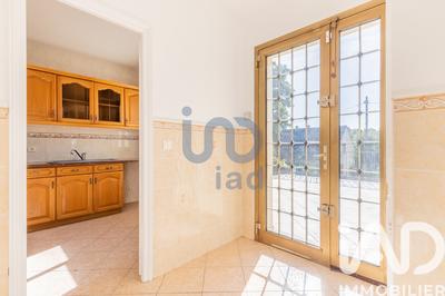 Maison - 180 m² - 6 pièces