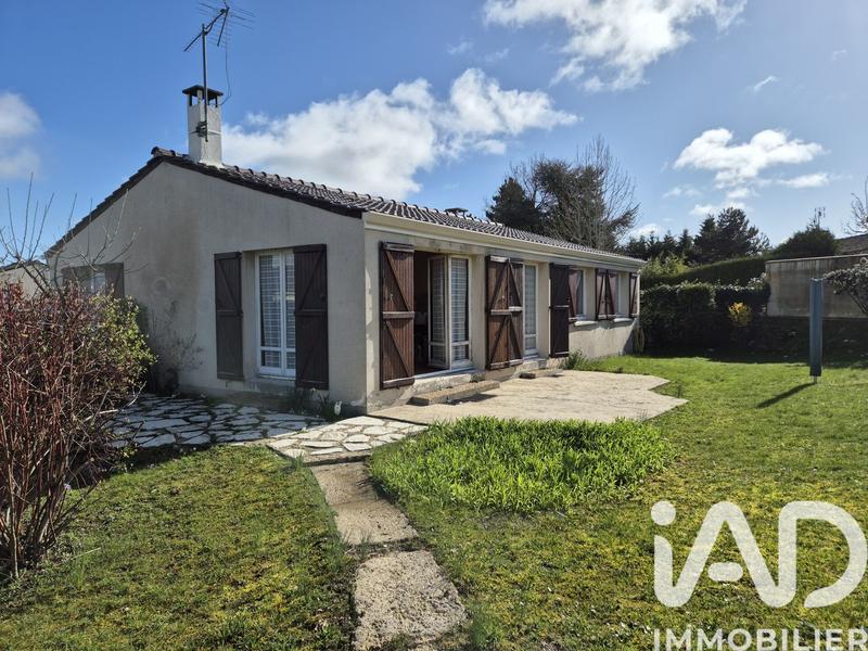 Maison - 90 m² - 4 pièces