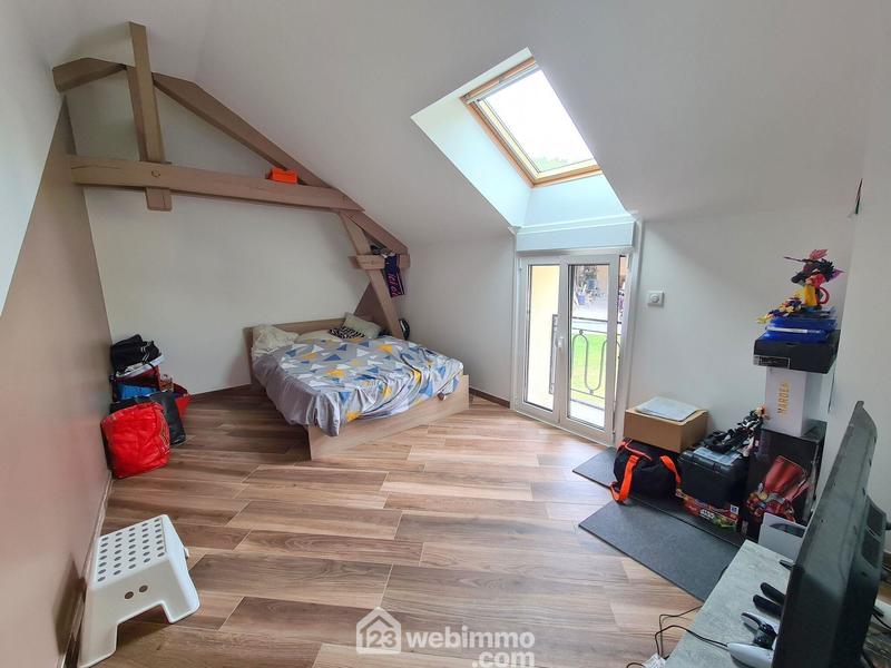 Maison - 312 m² - 13 pièces