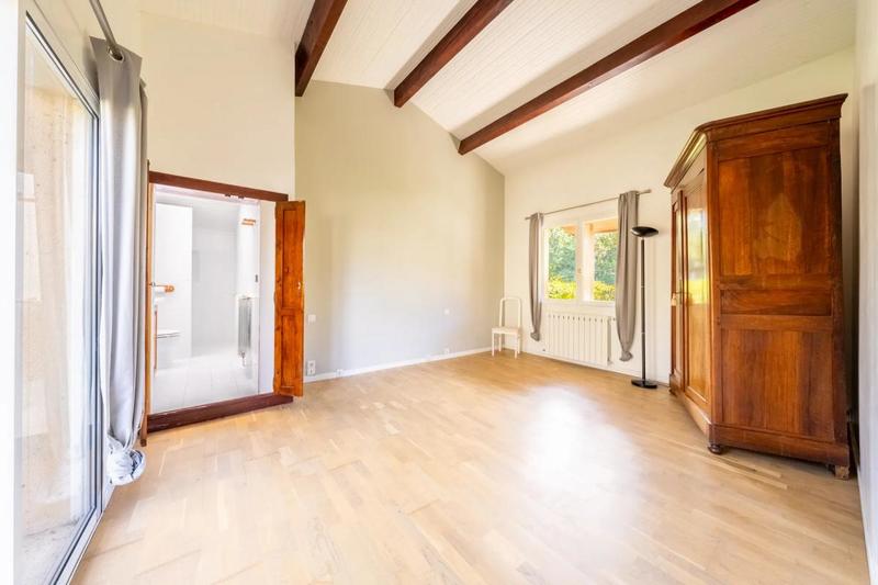 Maison - 193 m² - 7 pièces