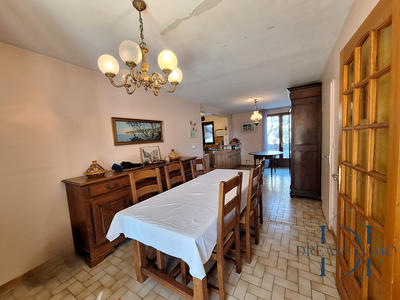 Villa - 163 m² - 6 pièces