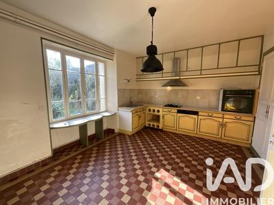 Maison - 180 m² - 6 pièces