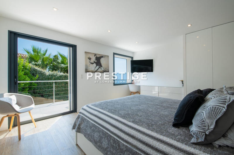 Maison - 271 m² - 6 pièces