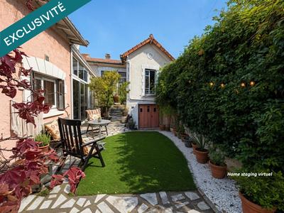 Maison de ville - 112 m² - 5 pièces