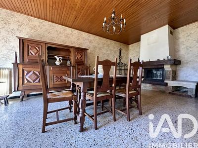 Maison - 97 m² - 4 pièces