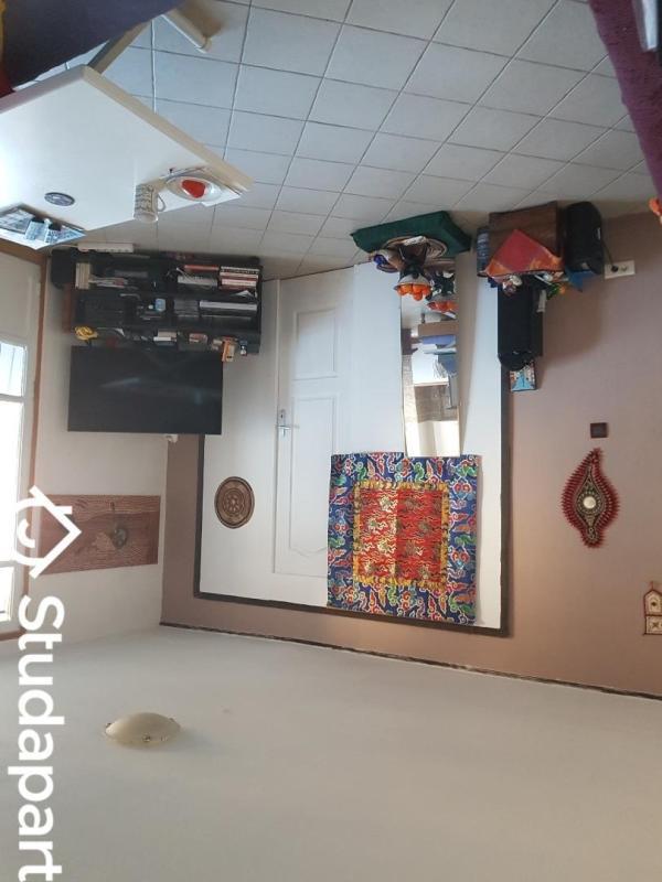 Chambre - 9 m² - 1 pièce