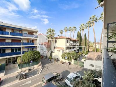 Appartement - 77 m² - 4 pièces