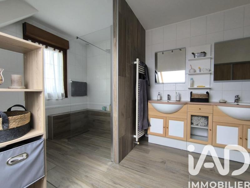 Maison - 169 m² - 6 pièces