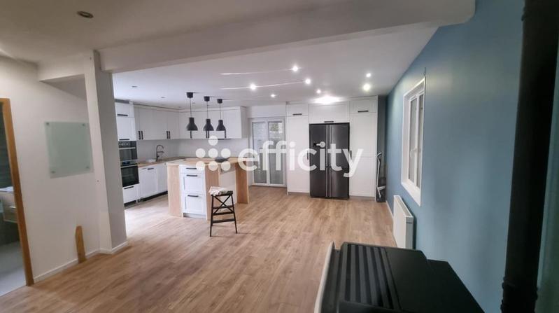 Maison - 103 m² - 4 pièces