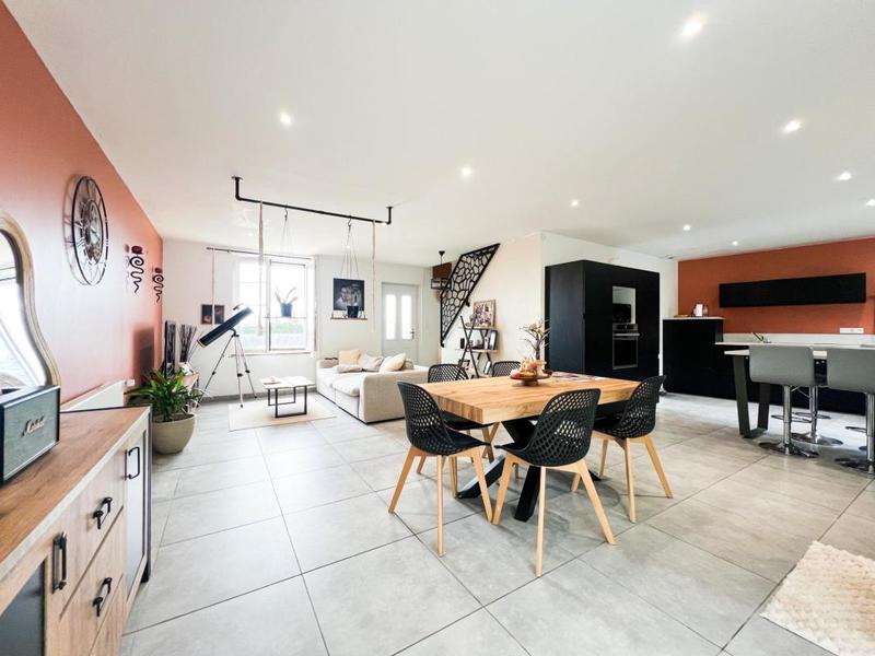 Maison - 100 m² - 7 pièces