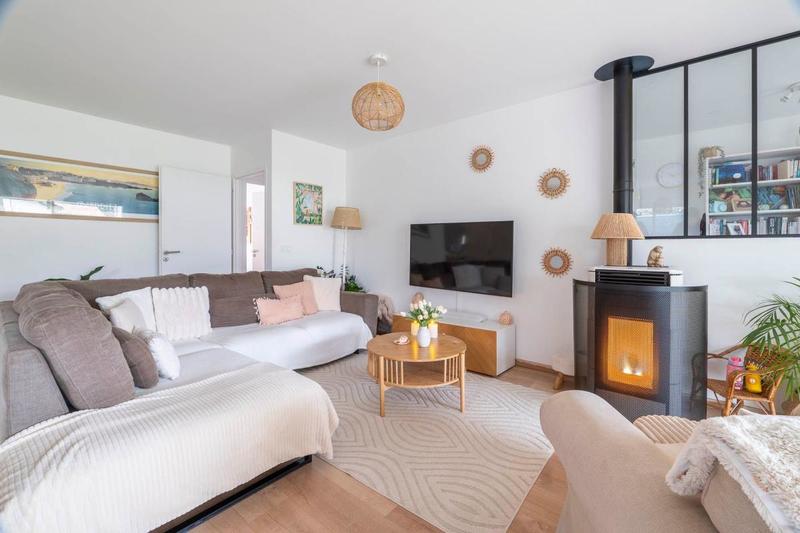 Maison - 100 m² - 4 pièces