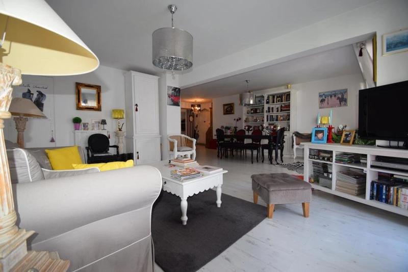 Appartement - 97 m² - 3 pièces