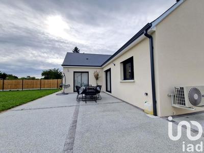 Maison - 94 m² - 5 pièces