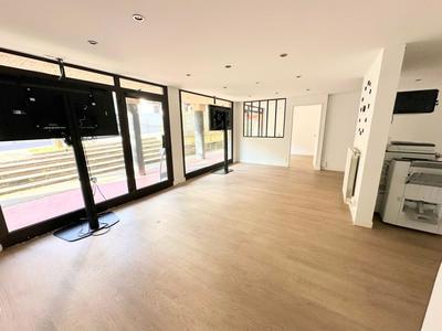 Local commercial - 75 m²