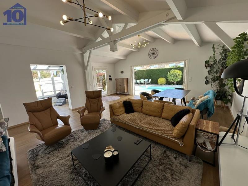 Maison - 135 m² - 5 pièces