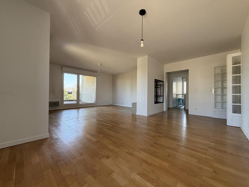 Appartement - 85 m² - 3 pièces