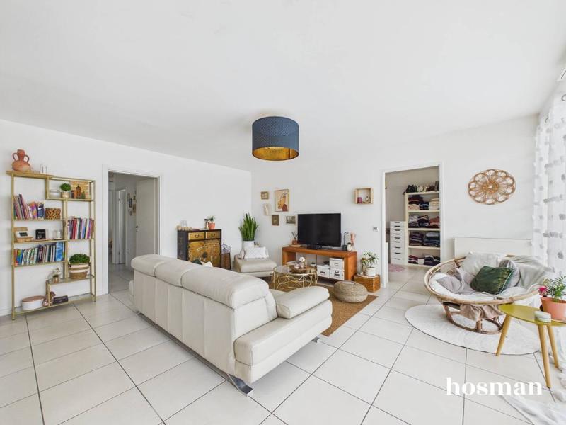 Appartement - 95 m² - 4 pièces