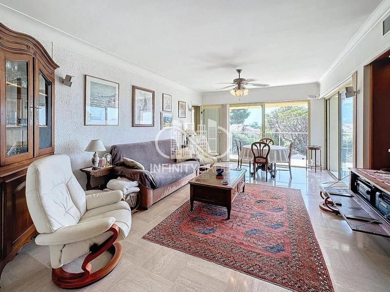 Villa - 275 m² - 9 pièces