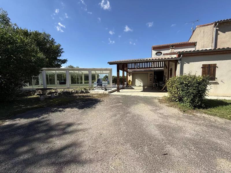 Maison - 162 m² - 5 pièces