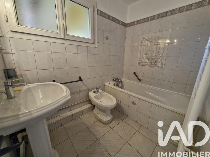 Appartement - 104 m² - 5 pièces