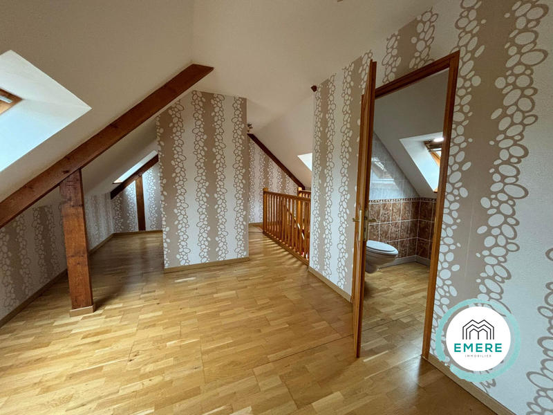 Maison - 175 m² - 7 pièces